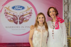 Alexandra Castro, directora ejecutiva de Fundacáncer y Paola Schmitt, Guerrera Rosada.