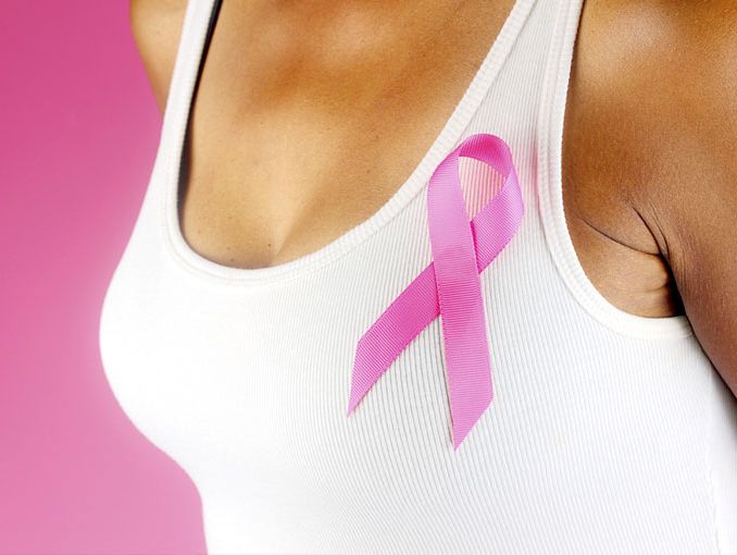 Sobrevivientes de cáncer de mama protagonizan calendario “Mujeres Grandiosas”