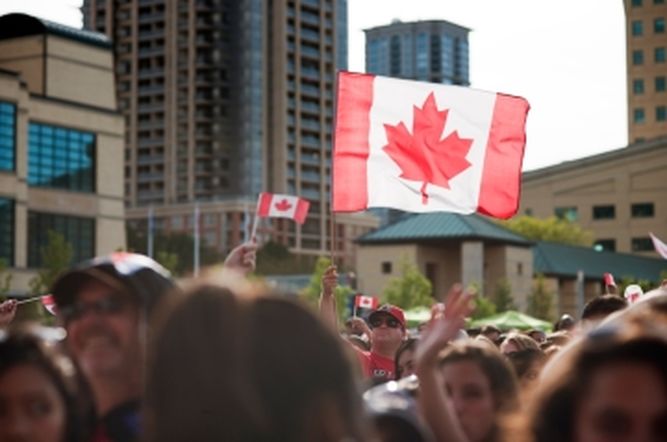 Canadá recibirá 300.000 inmigrantes anualmente a partir del año 2017
