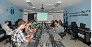 UCenfotec firmó un convenio con el Programa Semilla para ayudar a los emprededores.