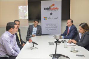 Este paquete le evita a las empresas realizar una inversión inicial y les da la opción de pagar mes a mes por los servicios en función de la cantidad de usuarios.