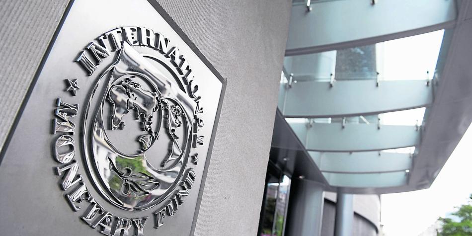 FMI dice que la deuda mundial bajó en 2022