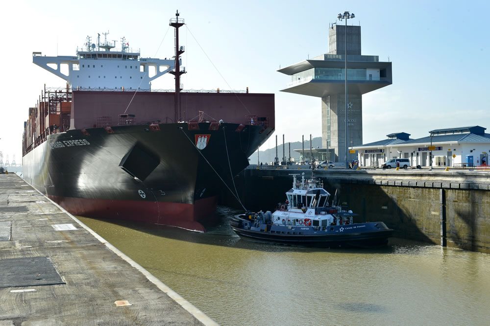 Un 3,8% crecen los ingresos por peajes del Canal de Panamá