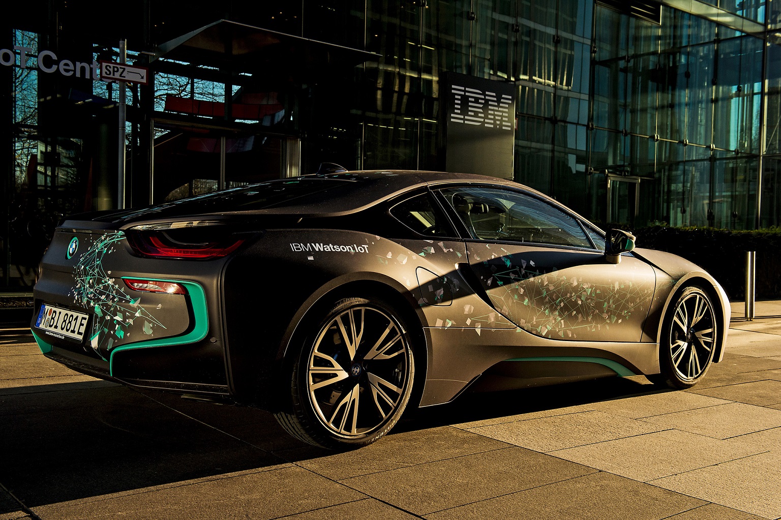 Grupo BMW e IBM Watson: juntos para crear el auto del futuro