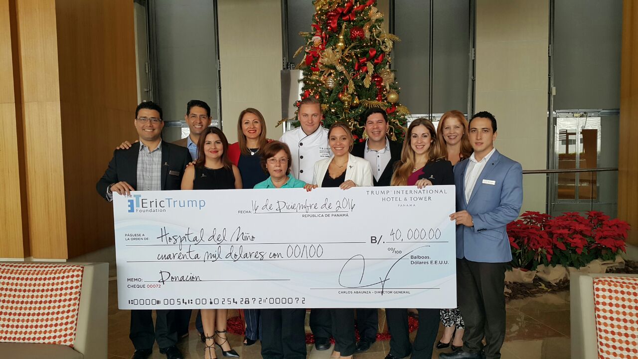 Trump International Hotel & Tower Panamá entrega donación al Hospital del Niño