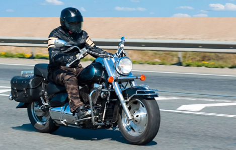 Aprueba nueva normativa para la Importación de cascos para motos