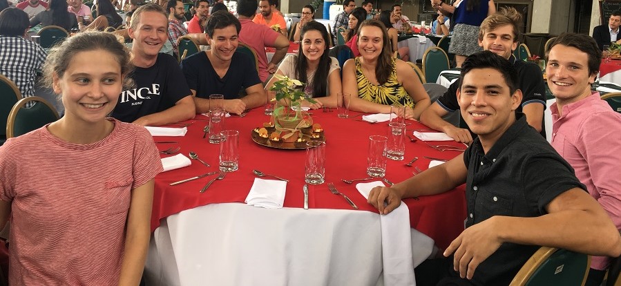 Estudiantes de escuelas europeas disfrutaron al máximo de intercambio de cuatro meses en Incae