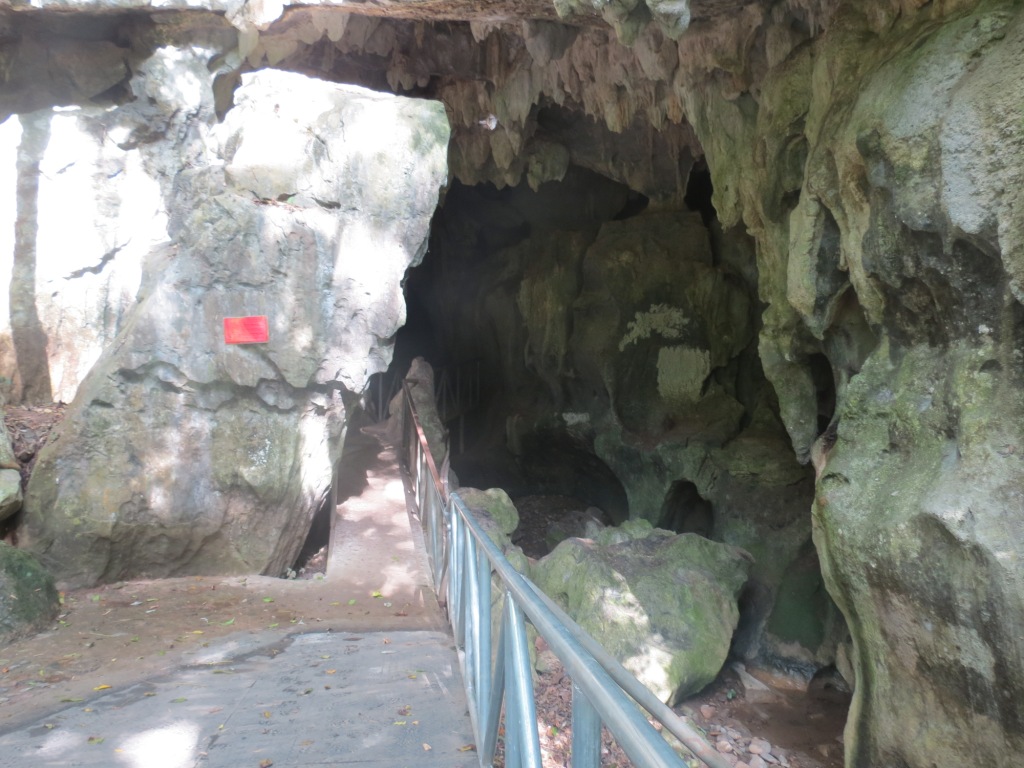 Remodelan Cuevas de Talgua en Honduras