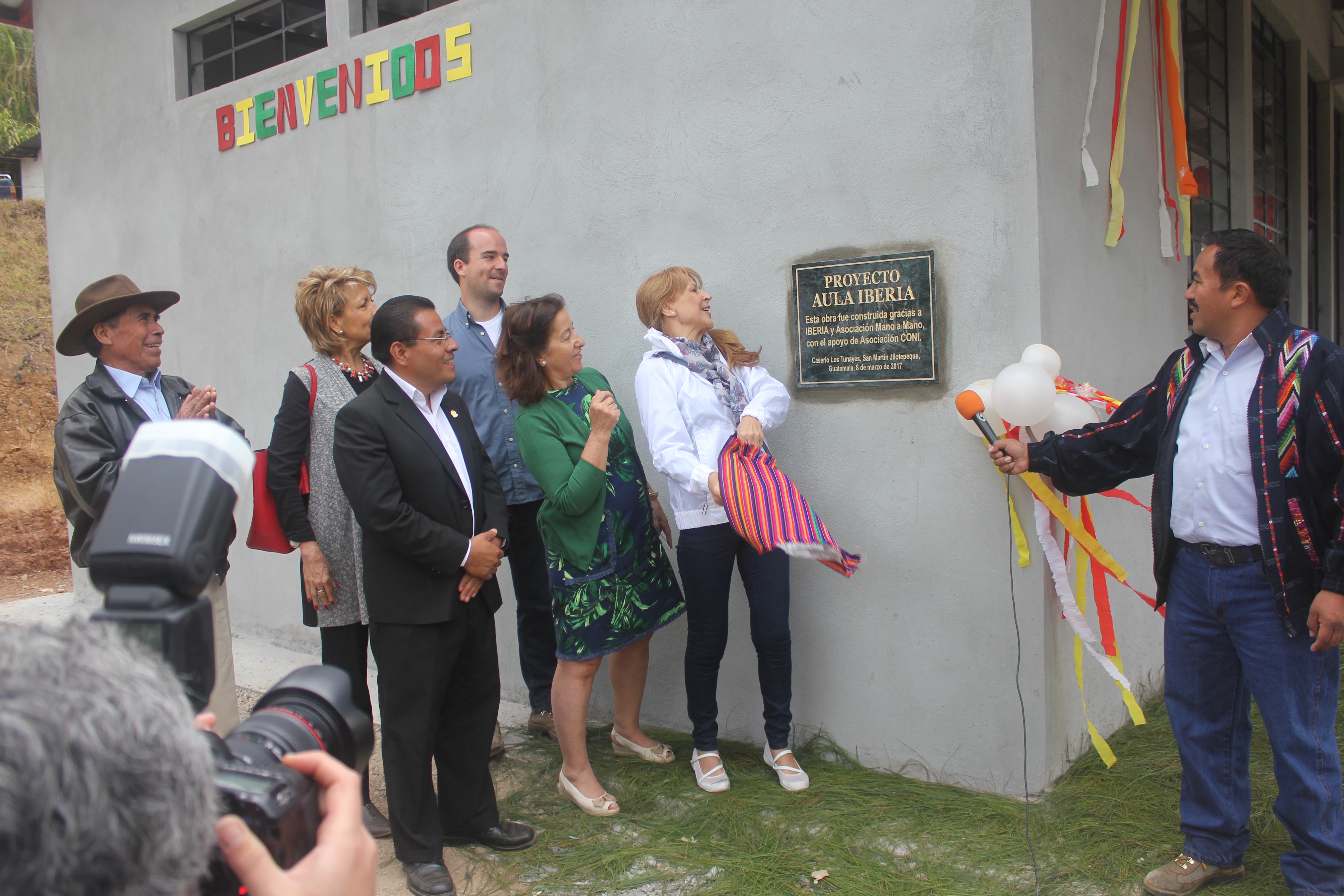 Iberia presenta proyecto educativo en Guatemala