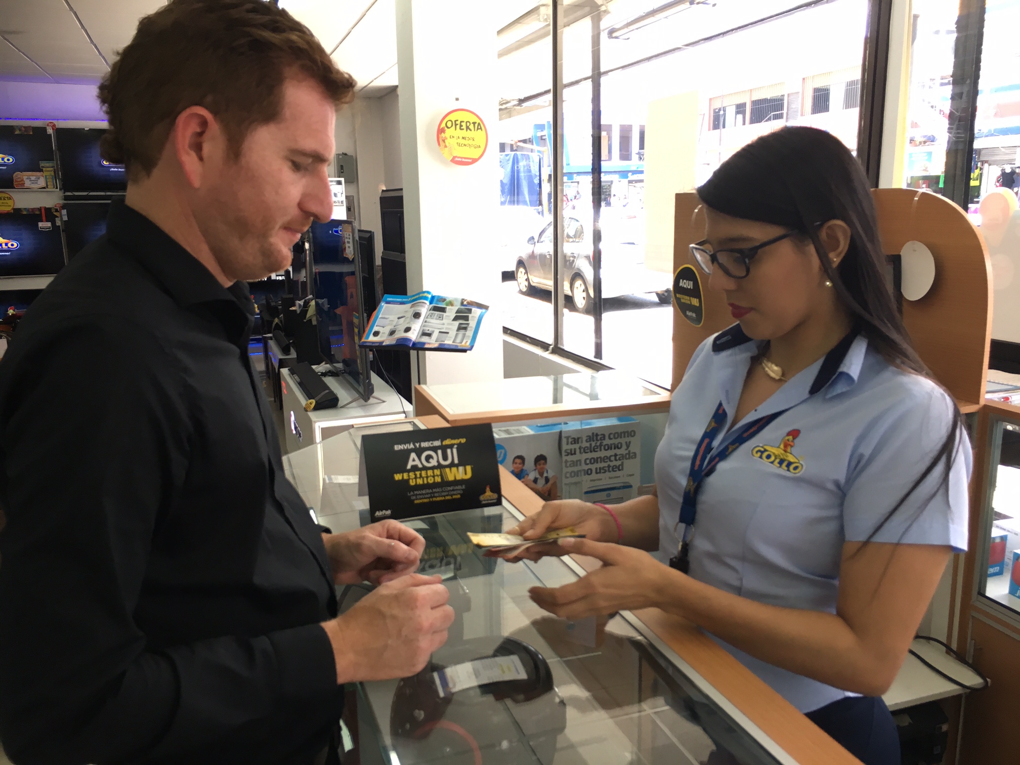 Nueva alianza facilita el envío de dinero a otros países