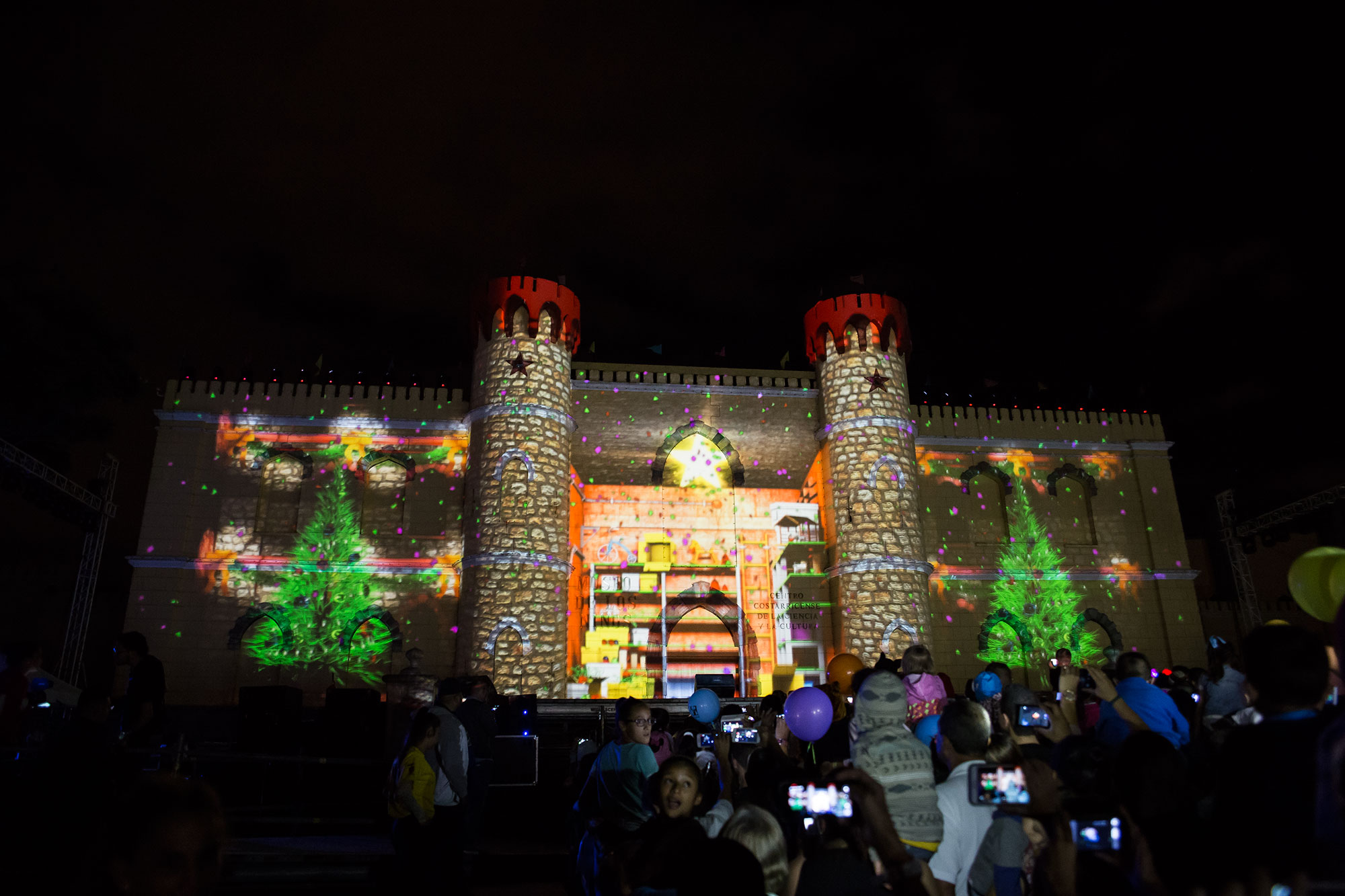 Costarricenses disfrutarán de un espectaculo que resaltará la belleza arquitectonica del país