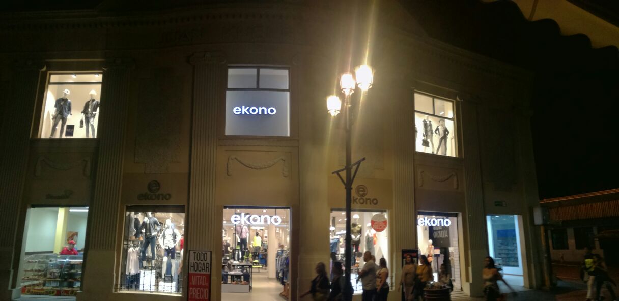Tiendas Ekono abre su local más grande en el centro de San José