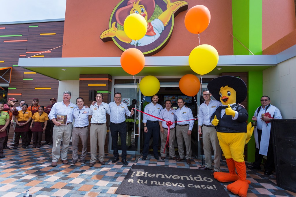 Pollo Campero inaugura su emblemático restaurante en la Zona 9 de la Capital