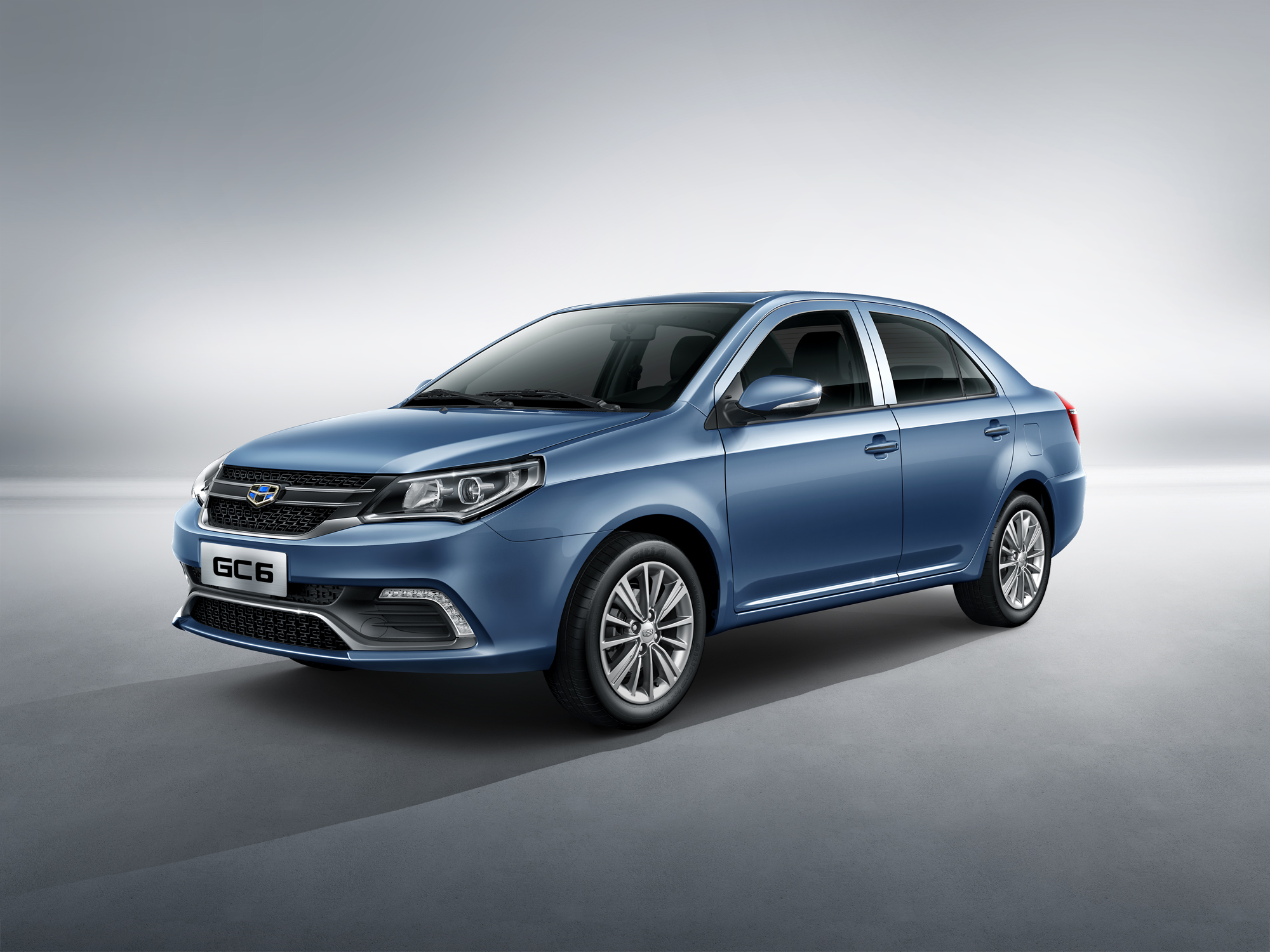 Veinsa Motors ofrece sedán automático a un excelente precio