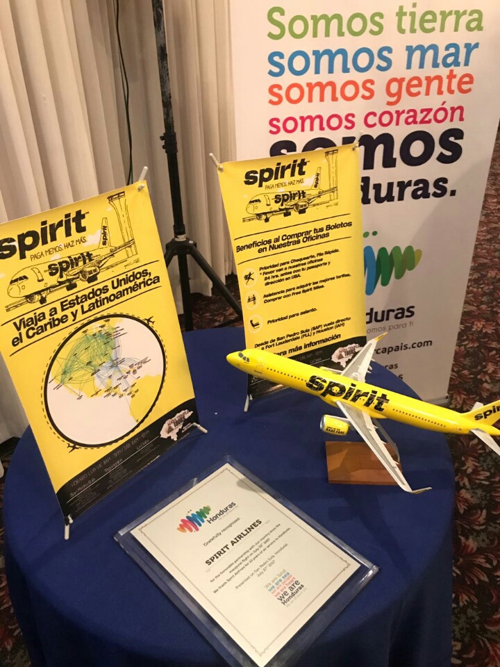 Instituto Hondureño de Turismo reconoce 10 años de operación de Spirit Airlines