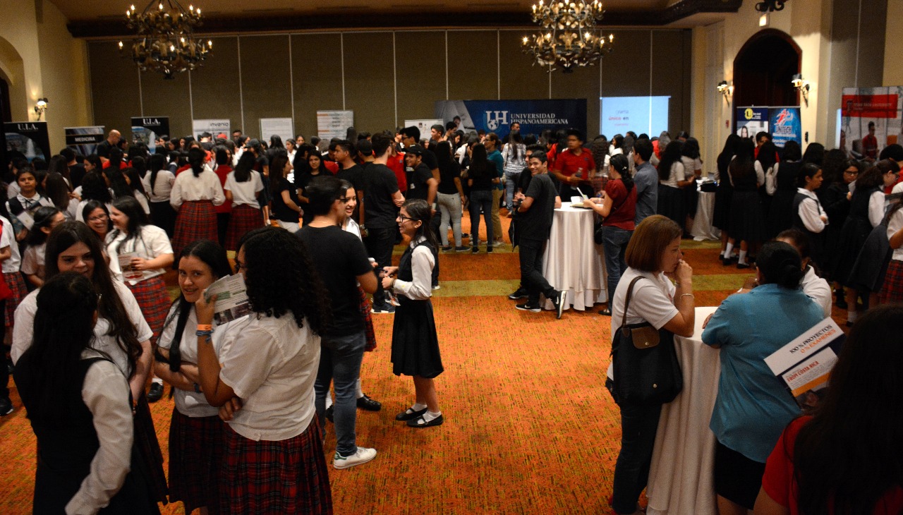 Universidades de Costa Rica visitaron países centroamericanos para conquistar estudiantes