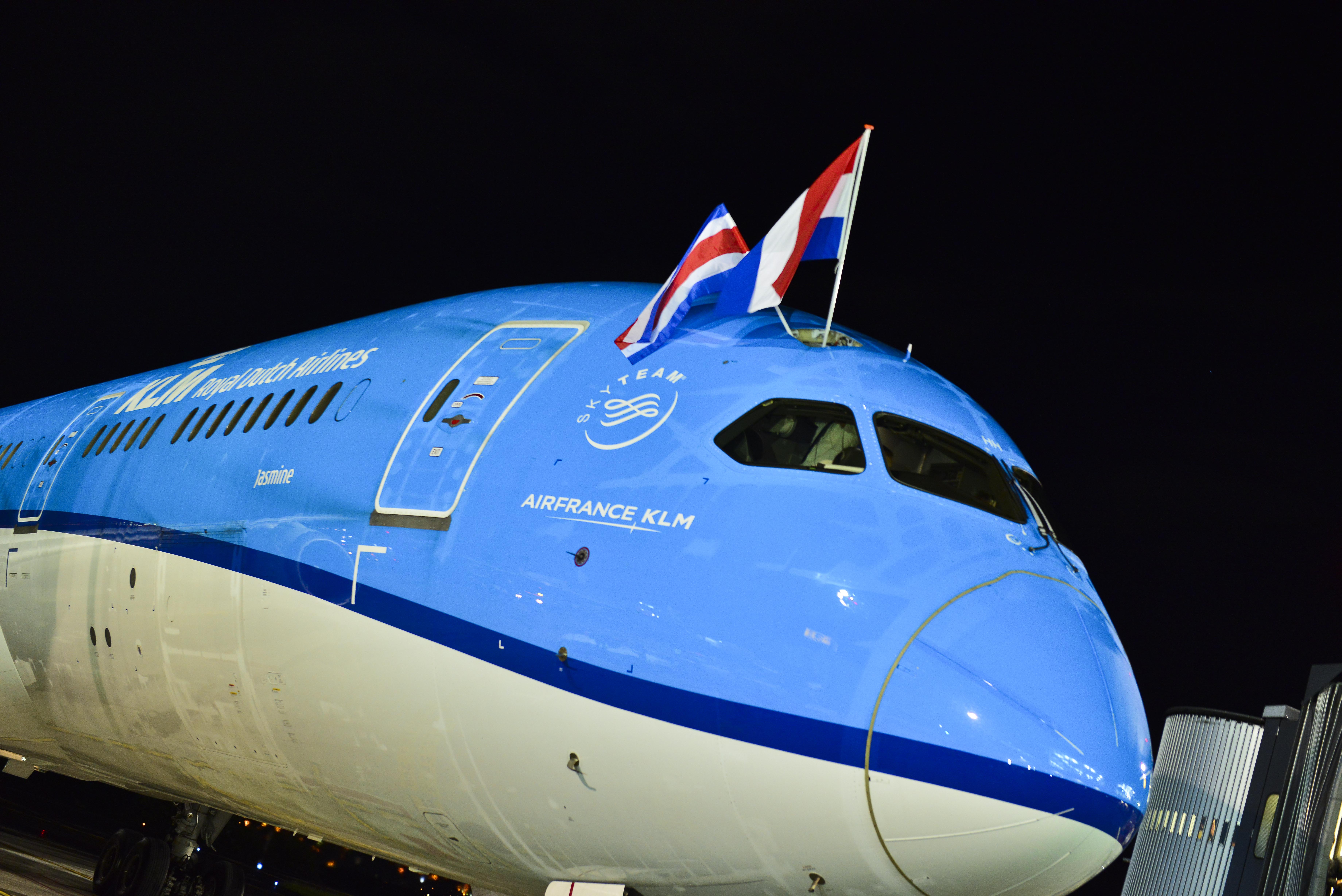 KLM inauguró vuelo directo a Costa Rica