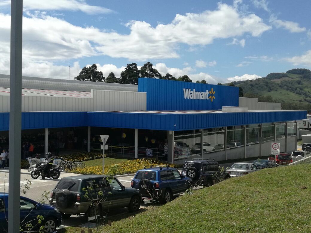 Nuevo Walmart en La Lima de Cartago genera más de 400 empleos