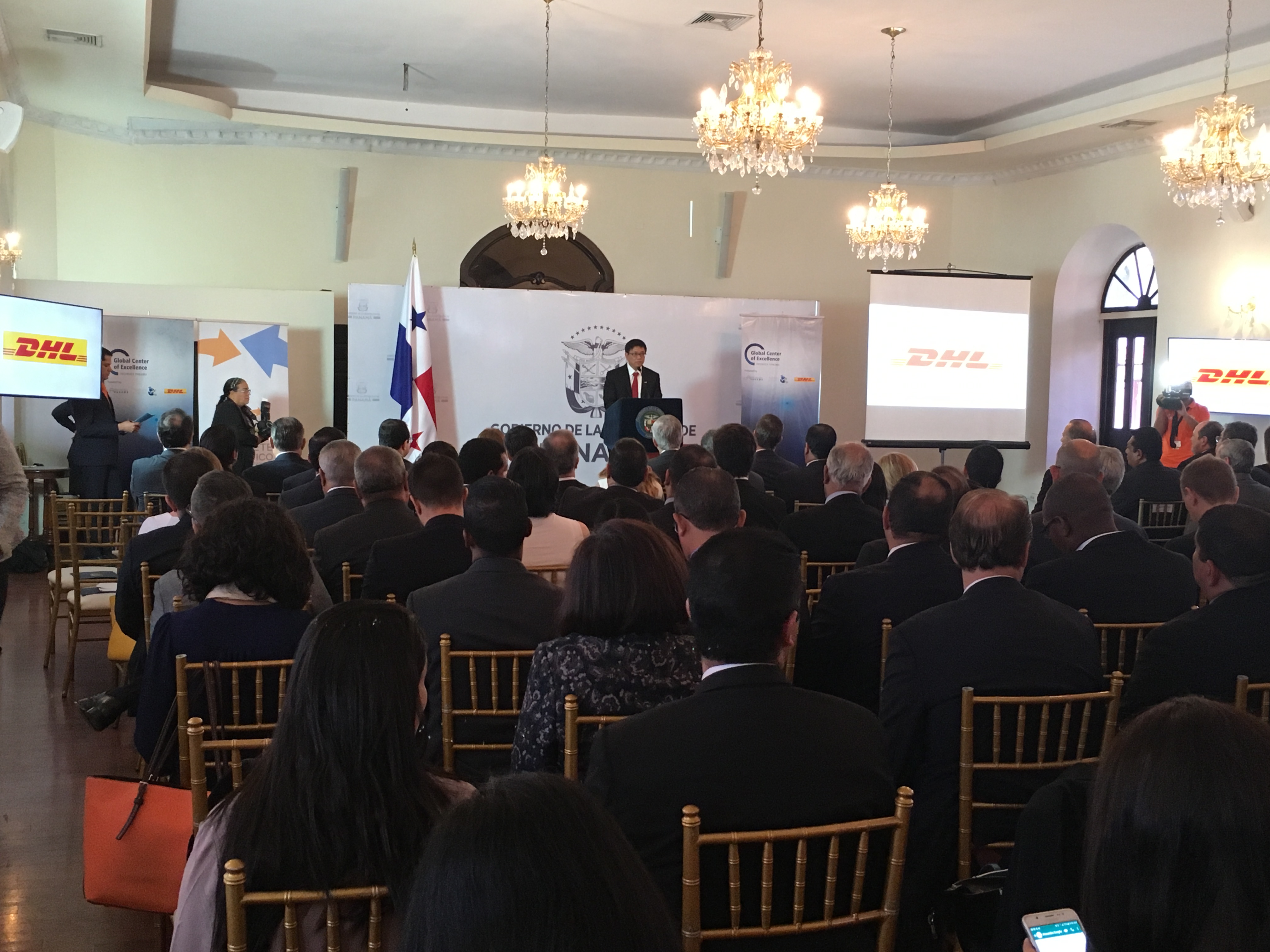 DHL y el Gobierno de Panamá se unen para crear Centro Global de Excelencia en las Américas