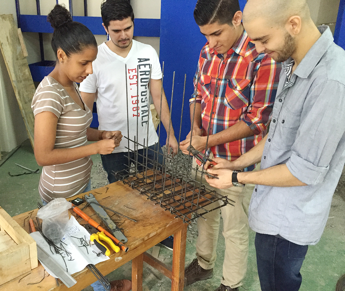 Carrera de Ingeniería Civil logra acreditación de Sinaes