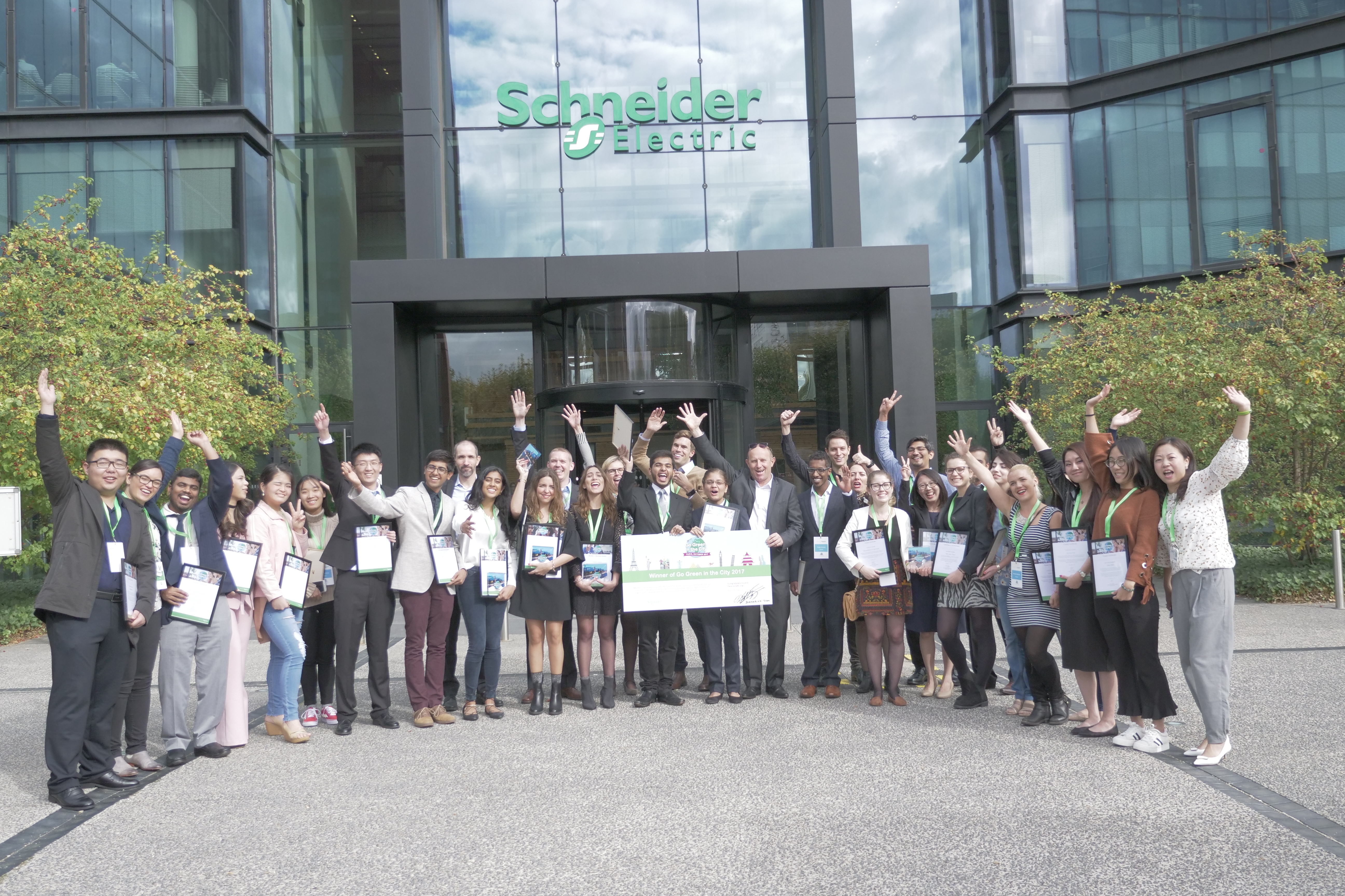 Schneider Electric lanza Go Green in the City 2018