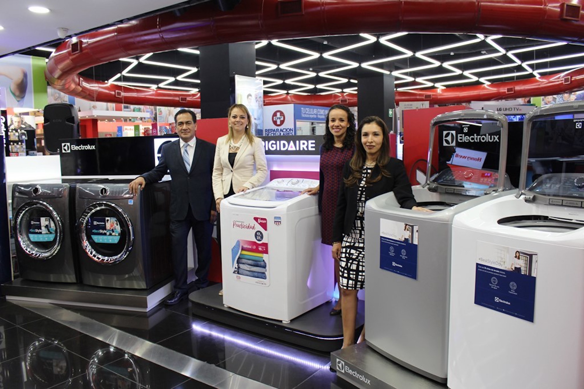 Tiendas Max amplía su portafolio de lavado con las nuevas líneas de Grupo Electrolux