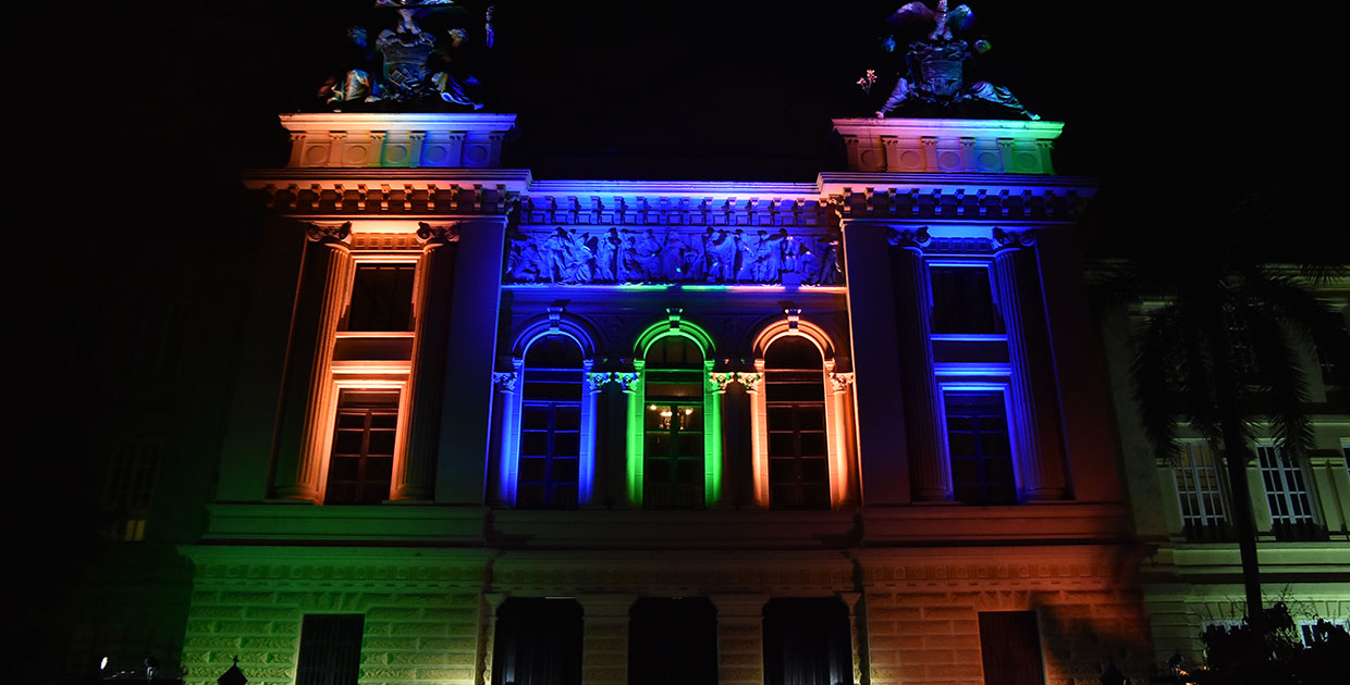 Proyecto de Iluminación Monumental resalta estructura del Instituto Nacional panameño