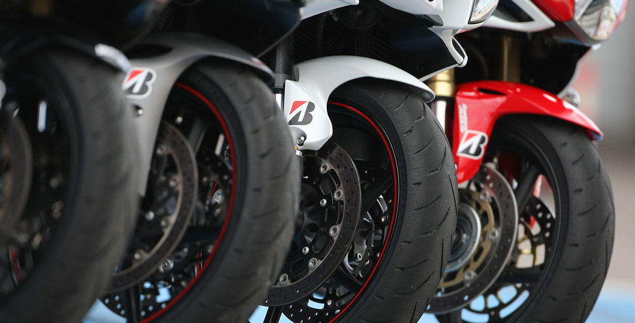 4 Consejos de seguridad vial para motociclistas