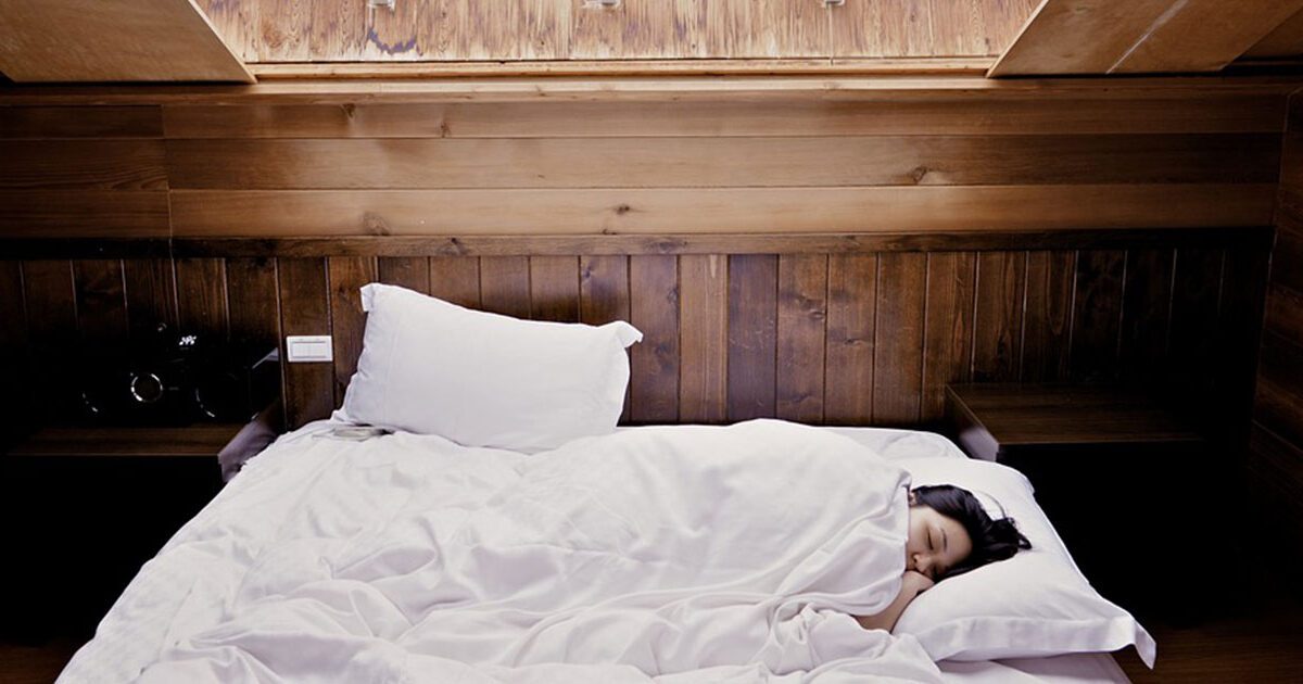Dormir menos de cinco horas por noche aumenta el riesgo de desarrollar síntomas depresivos