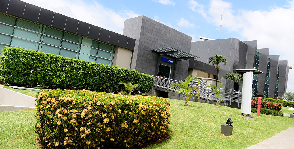 Empresas multinacionales se enfocan en profesionales especializados en tecnología