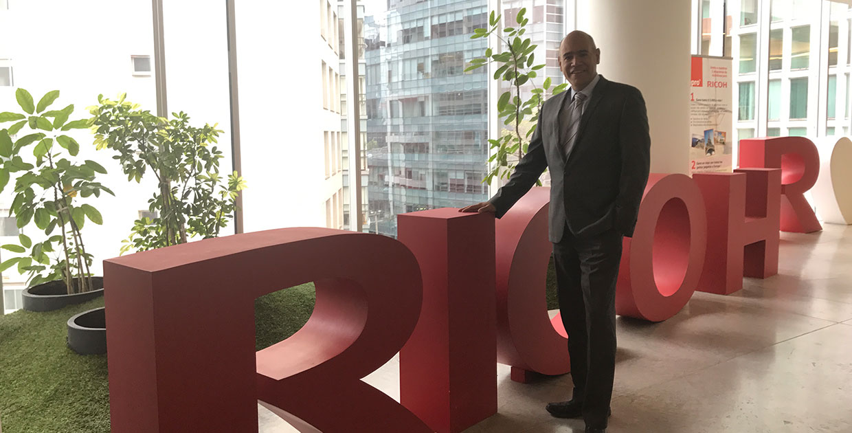 Asistente Virtual Cognitivo: la colaboración hombre-máquina en los negocios