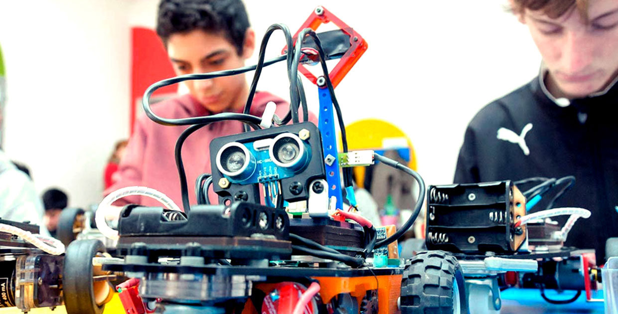 Estimule la creatividad de su hijo en estas vacaciones con talleres de robótica