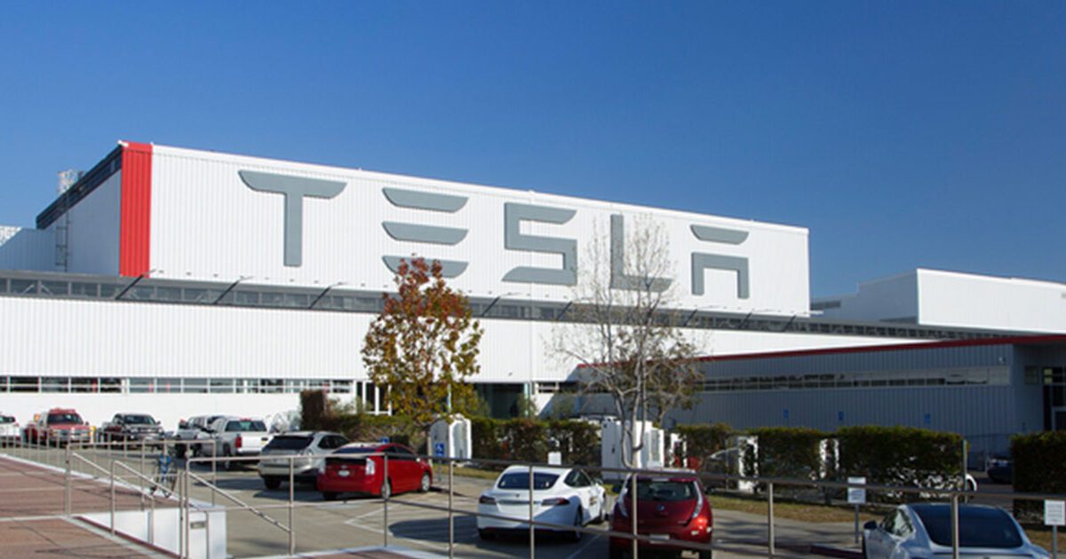Elon Musk vende US$3,5 millones en acciones de Tesla