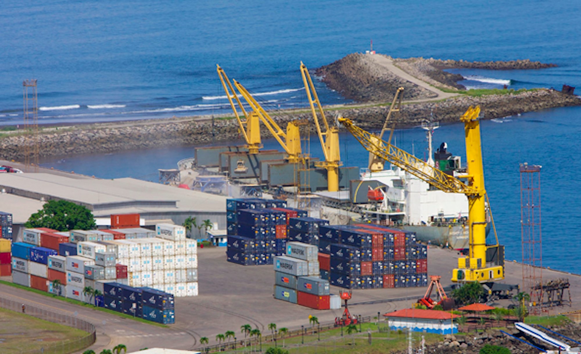 Grupo Desacarga es la primera empresa que operará el ferri entre Costa Rica y El Salvador