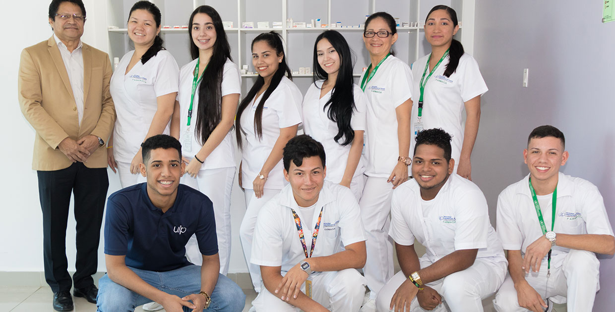 La carrera en Farmacia: más allá que dispensar medicamentos