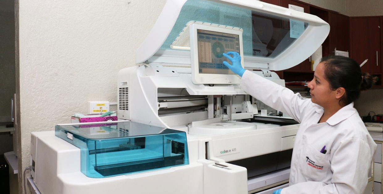 Inauguran laboratorio clínico  del Hospital Herrera Llerandi en Condado Naranjo