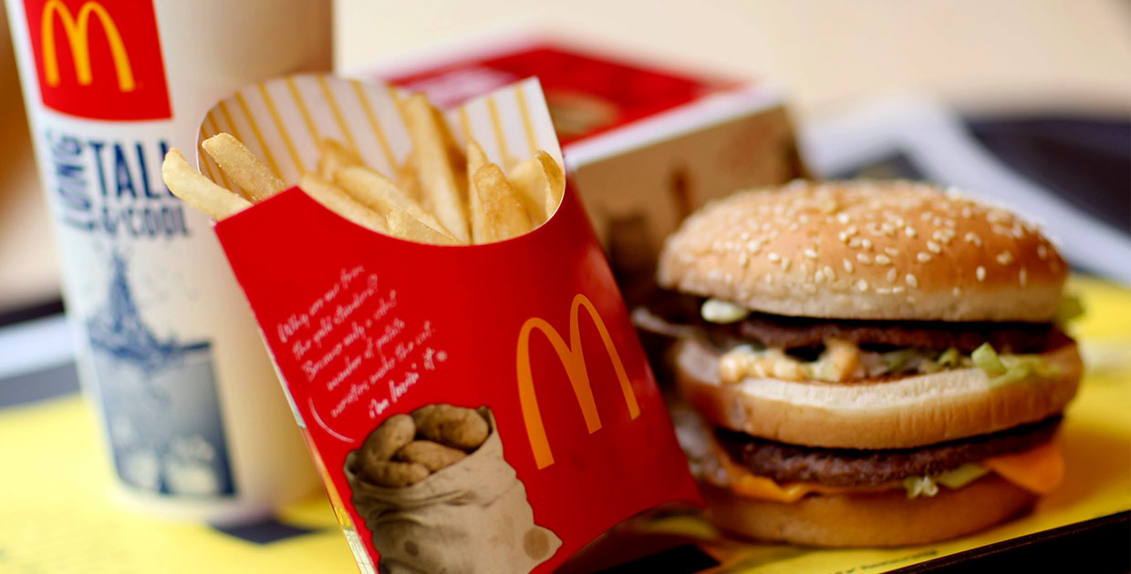 McDonald’s sin pajilla en El Salvador