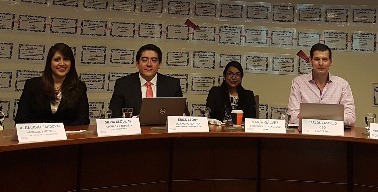 Emprendedores guatemaltecos buscan obtener financiamiento en una difícil ronda de inversión