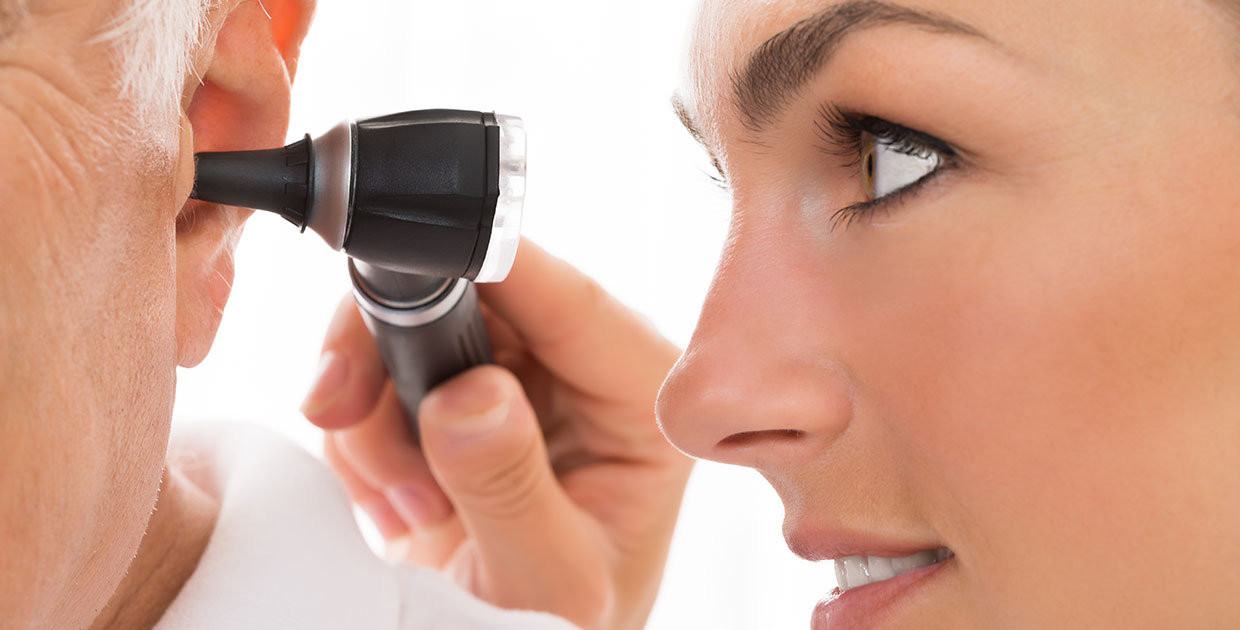 Audífonos de Alta Tecnología  mejoran la vida de las personas con problemas auditivos