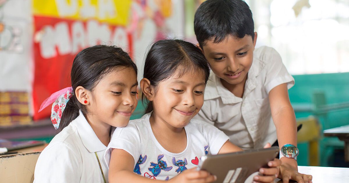 ProFuturo invierte en educación digital en Guatemala