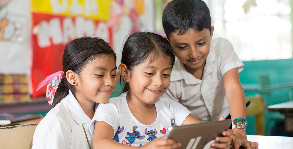 ProFuturo invierte en educación digital en Guatemala