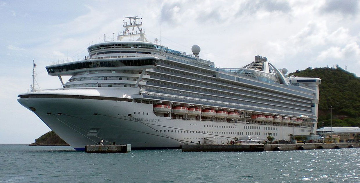 Comienza la temporada alta de cruceros en Puerto Colón 2000, Panamá