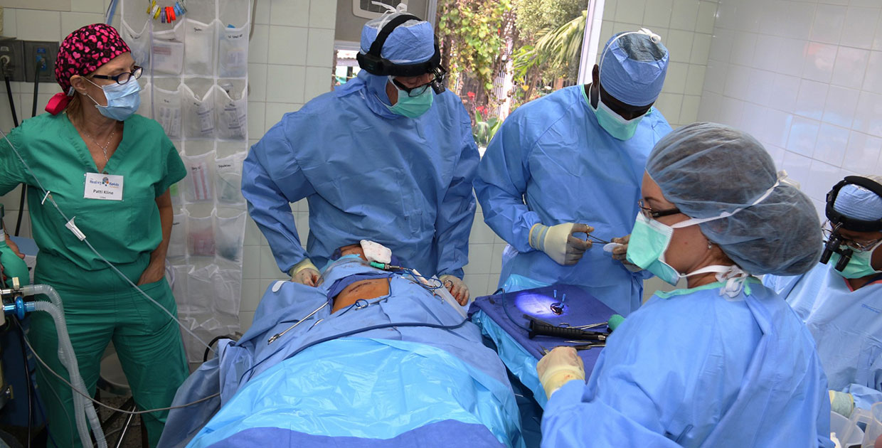 Jornada médica llega Chimaltenango, Guatemala, para transformar vidas