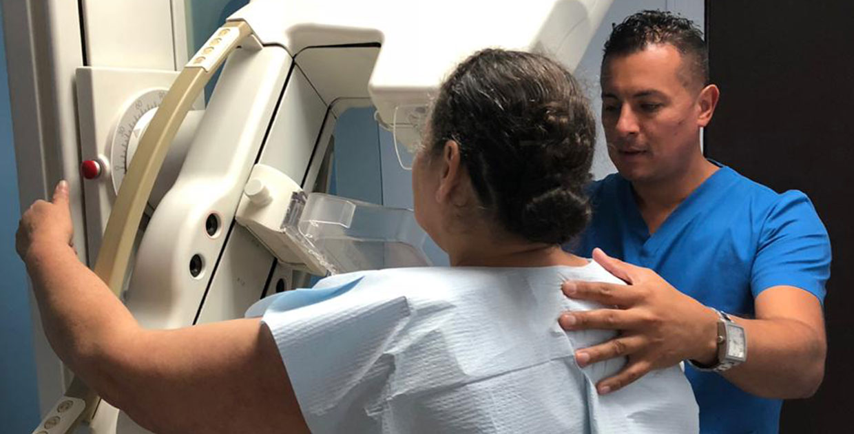 Mujeres de poblaciones vulnerables recibirán  mamografías gratuitas