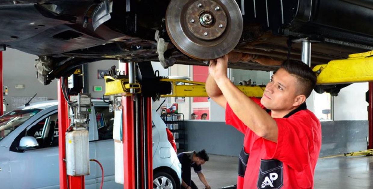 Antes de salir a vacaciones es vital revisar su vehículo para evitar contratiempos o accidentes
