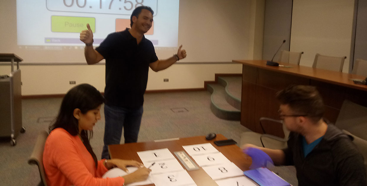 Ejercitando la teoría por medio de la simulación, un aprendizaje integral para emprendedores