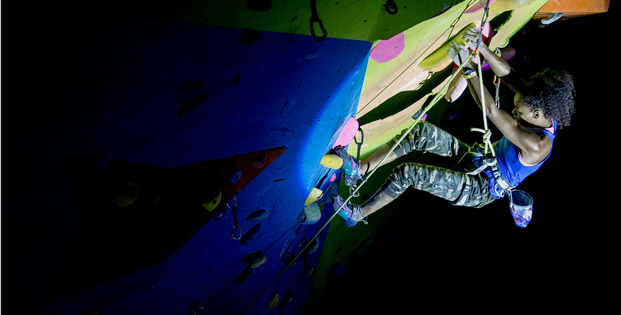 Atletas latinoamericanos se medirán en la 6ta edición del Competencia de Escalada Nocturna