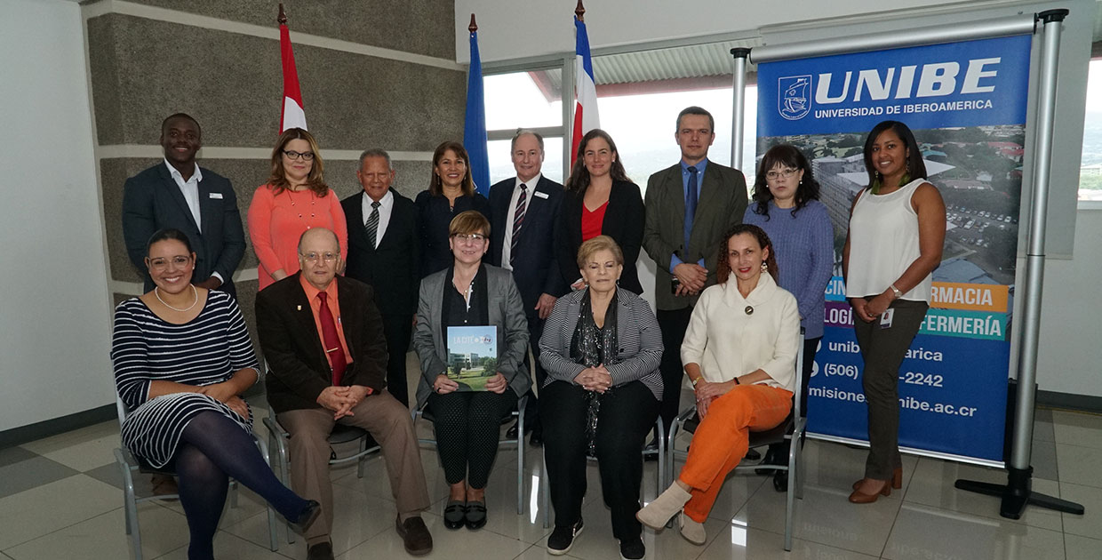 Unibe firmó convenio con prestigiosa universidad canadiense La Cité