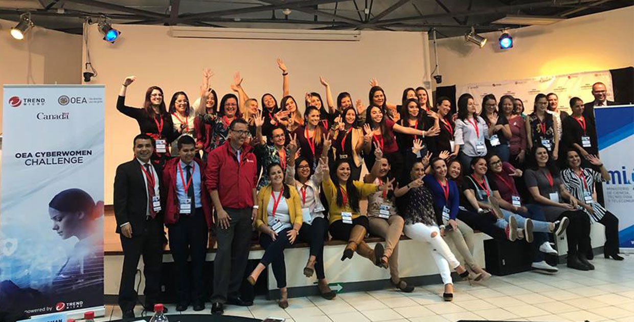 Mujeres costarricenses se capacitaron en temas de ciberseguridad