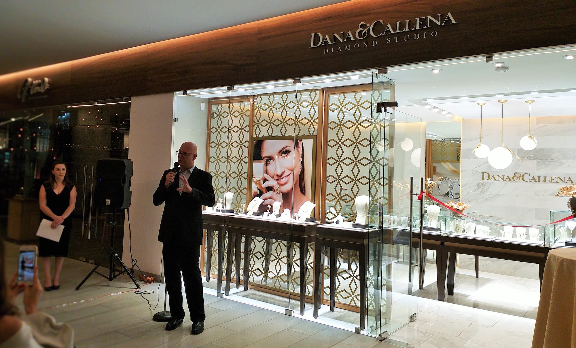 Lanzan nueva joyería en Guatemala